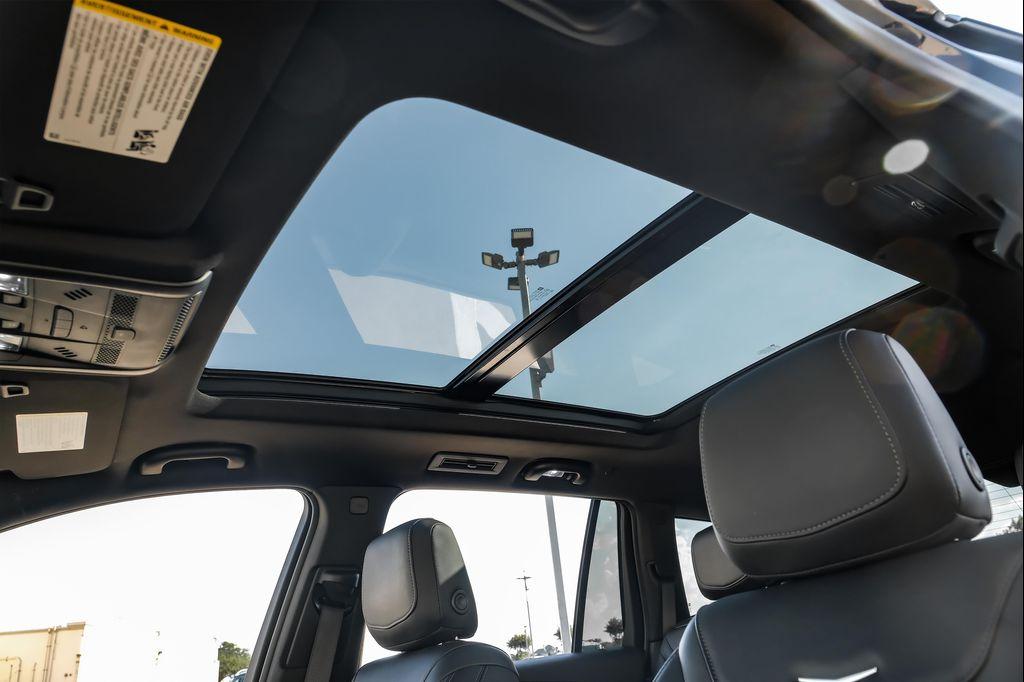 used 2021 Cadillac XT6 car, priced at $24,995