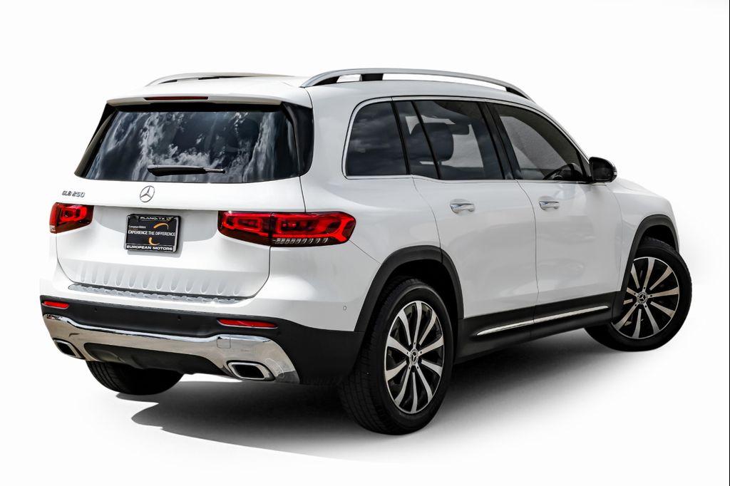 used 2022 Mercedes-Benz GLB 250 car, priced at $21,995