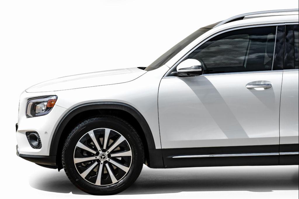 used 2022 Mercedes-Benz GLB 250 car, priced at $21,995