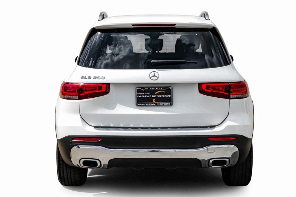 used 2022 Mercedes-Benz GLB 250 car, priced at $21,995