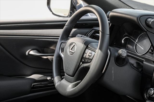 used 2022 Lexus ES 250 car, priced at $31,995