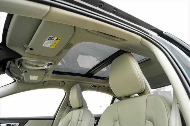used 2022 Volvo S60 car, priced at $20,299