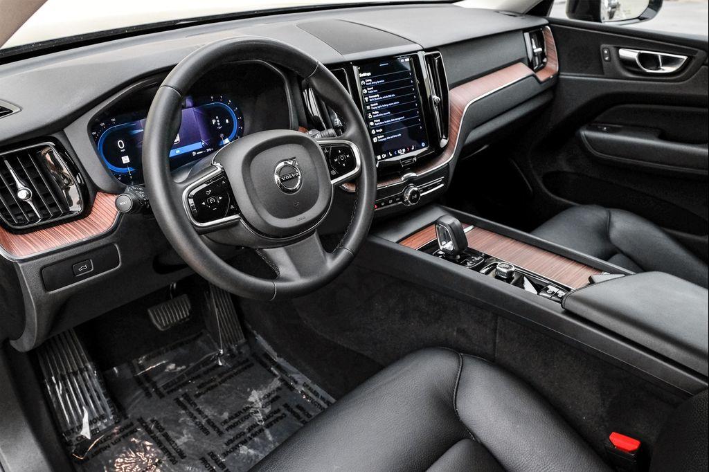 used 2023 Volvo XC60 car, priced at $21,995