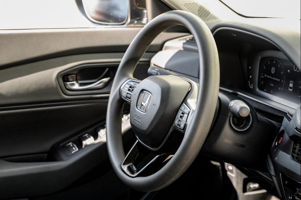 used 2025 Honda Accord car, priced at $28,995