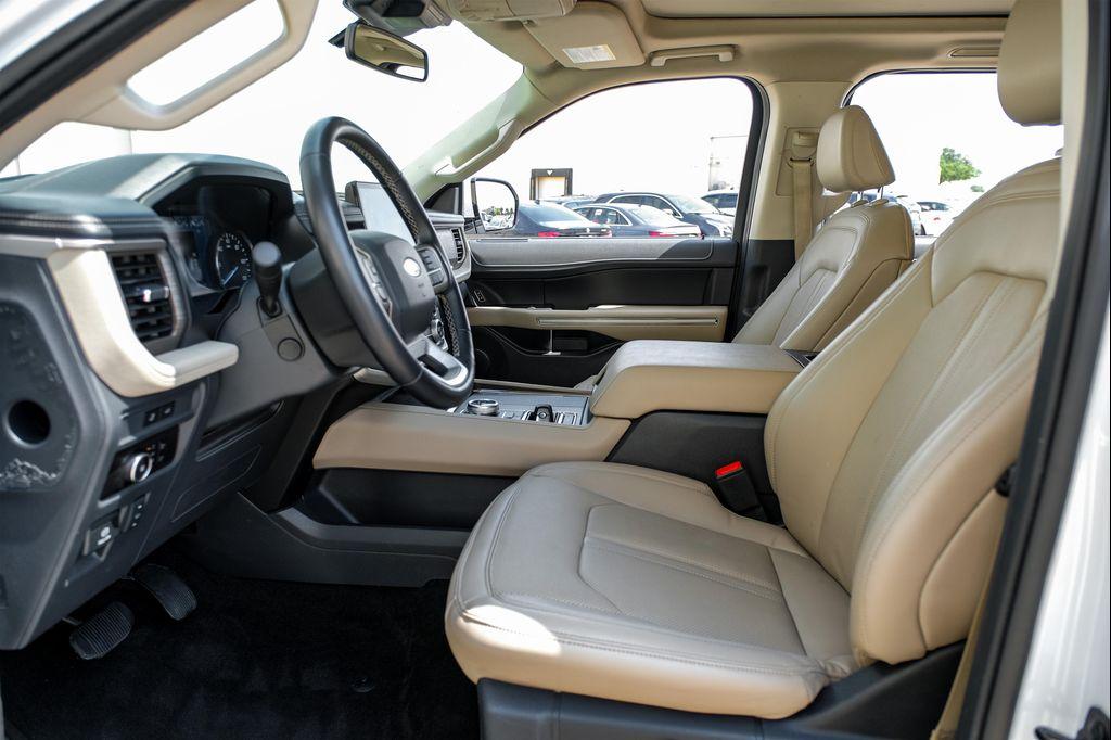 used 2023 Ford Expedition car, priced at $44,995