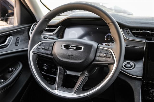 used 2023 Jeep Grand Cherokee car, priced at $32,499