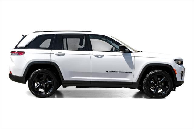 used 2023 Jeep Grand Cherokee car, priced at $32,499