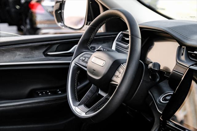 used 2023 Jeep Grand Cherokee car, priced at $32,499