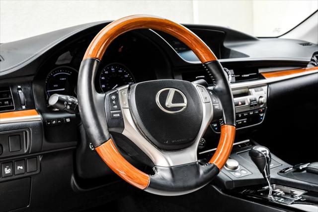 used 2015 Lexus ES 300h car, priced at $10,995