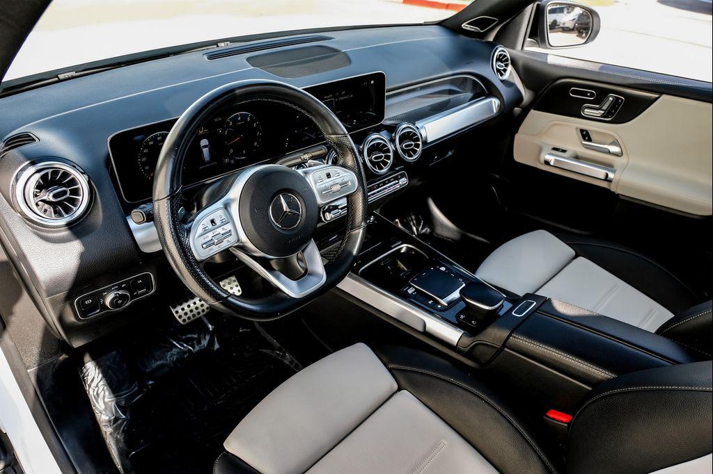 used 2021 Mercedes-Benz AMG GLB 35 car, priced at $25,199