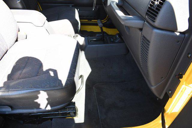 used 2001 Jeep Wrangler car, priced at $12,999