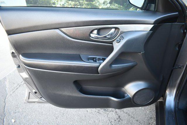 used 2015 Nissan Rogue car, priced at $8,999