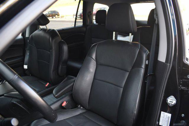 used 2021 Honda Pilot car, priced at $28,996