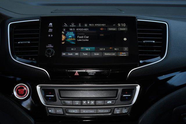used 2021 Honda Pilot car, priced at $28,996