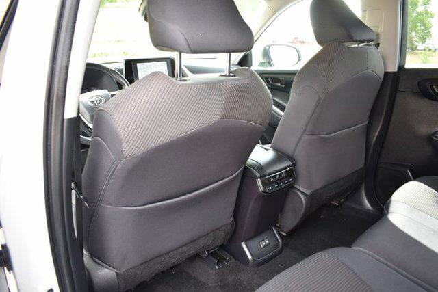 used 2023 Toyota Highlander car, priced at $33,999