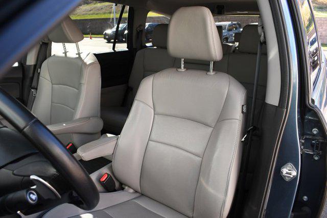 used 2017 Honda Pilot car, priced at $23,399