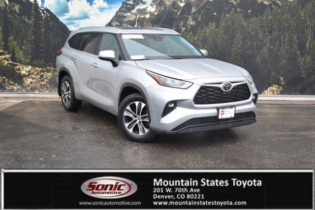 used 2020 Toyota Highlander car, priced at $30,998