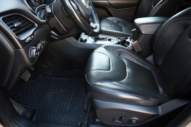 used 2019 Jeep Cherokee car, priced at $15,698