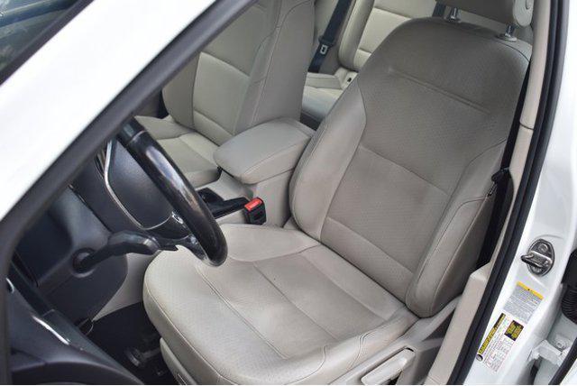 used 2015 Volkswagen Golf SportWagen car, priced at $10,999