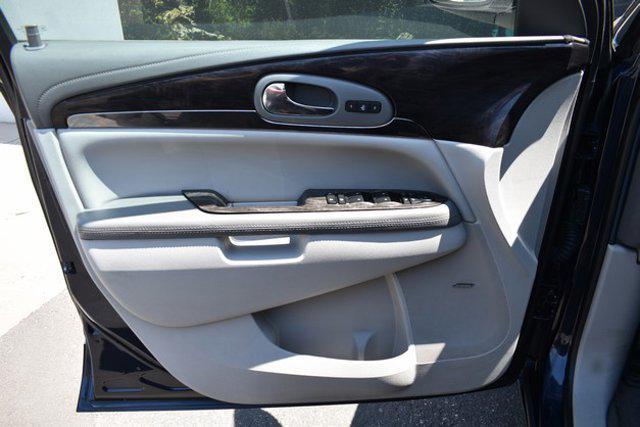 used 2015 Buick Enclave car, priced at $8,999
