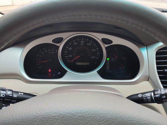 used 2007 Toyota Highlander car, priced at $14,999
