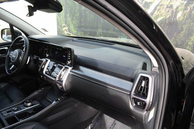 used 2023 Kia Sorento Hybrid car, priced at $28,999