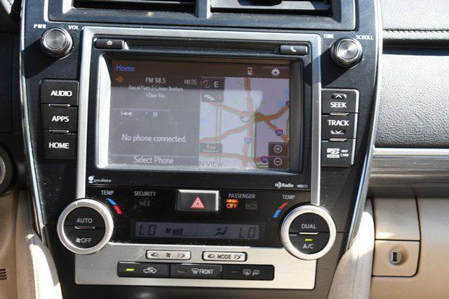 used 2014 Toyota Camry Hybrid car, priced at $11,499