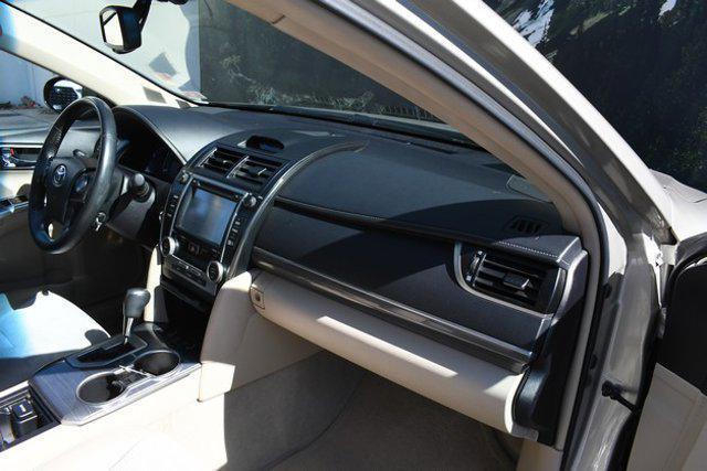 used 2014 Toyota Camry Hybrid car, priced at $11,499