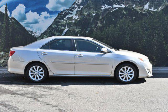 used 2014 Toyota Camry Hybrid car, priced at $11,499
