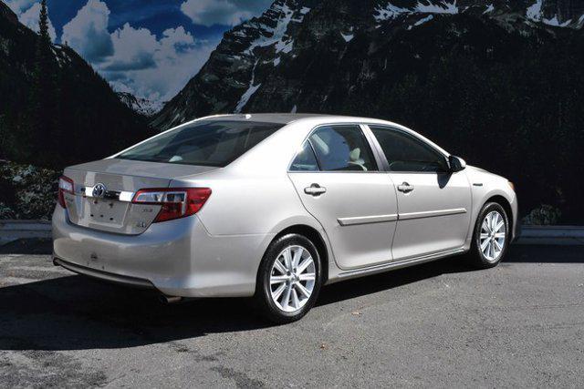 used 2014 Toyota Camry Hybrid car, priced at $11,499