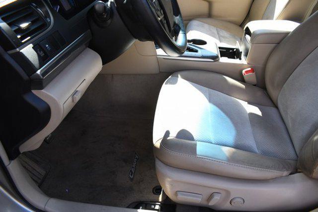 used 2014 Toyota Camry Hybrid car, priced at $11,499