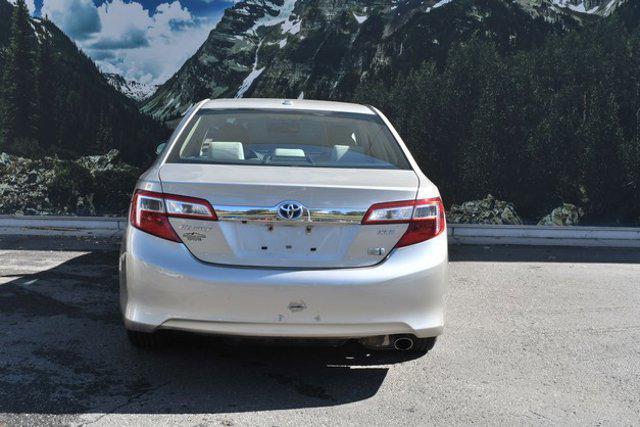 used 2014 Toyota Camry Hybrid car, priced at $11,499