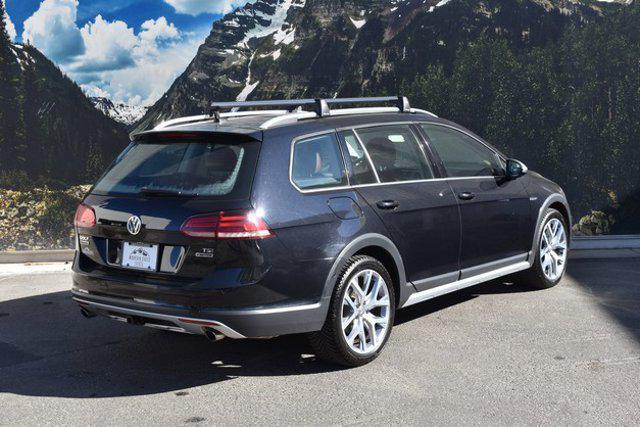 used 2018 Volkswagen Golf Alltrack car, priced at $18,999