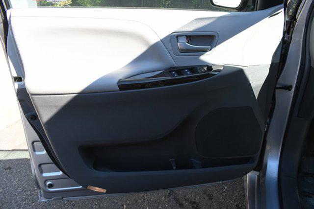 used 2018 Toyota Sienna car, priced at $18,497