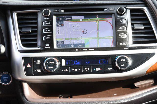 used 2019 Toyota Highlander Hybrid car, priced at $25,499