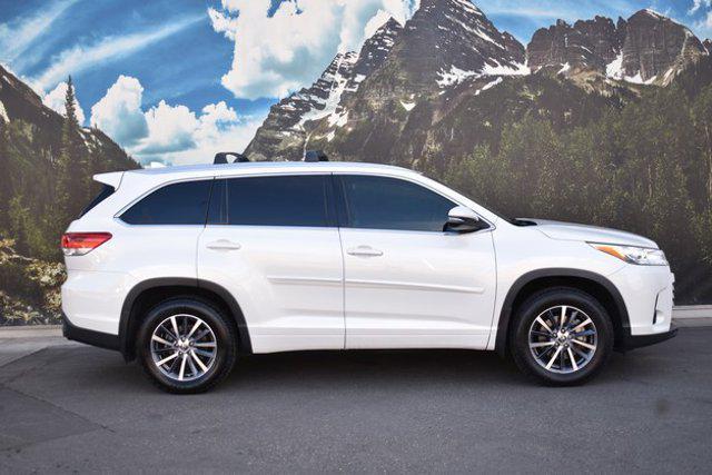 used 2018 Toyota Highlander car, priced at $29,798