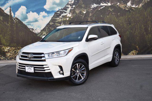 used 2018 Toyota Highlander car, priced at $29,798