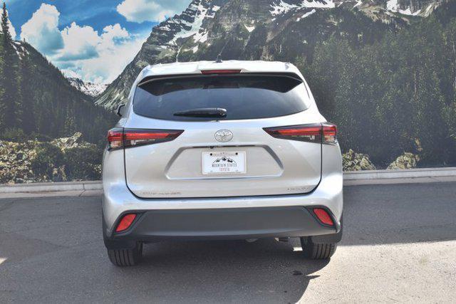 used 2024 Toyota Highlander car, priced at $32,996