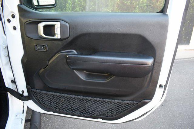 used 2020 Jeep Gladiator car, priced at $24,998