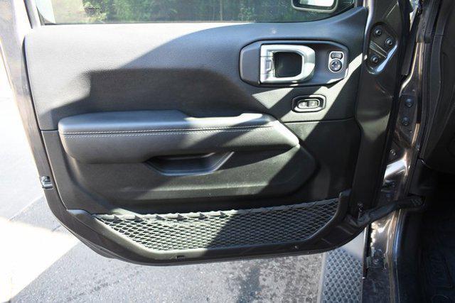 used 2021 Jeep Wrangler Unlimited car, priced at $27,998