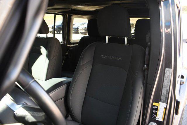 used 2021 Jeep Wrangler Unlimited car, priced at $27,998