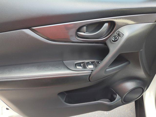 used 2019 Nissan Rogue car, priced at $12,499