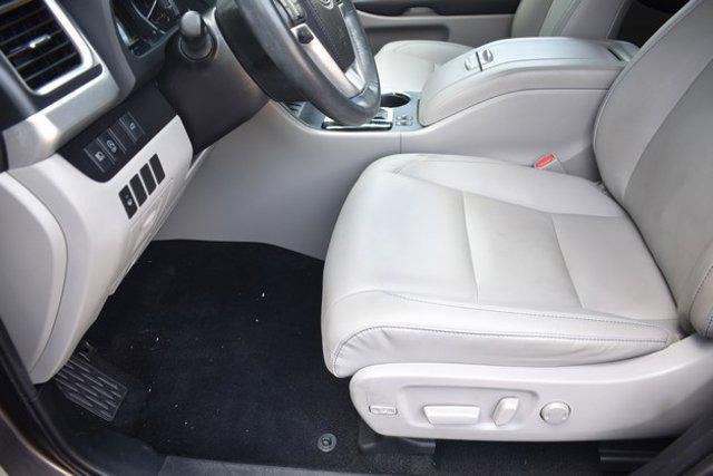 used 2019 Toyota Highlander car, priced at $28,496