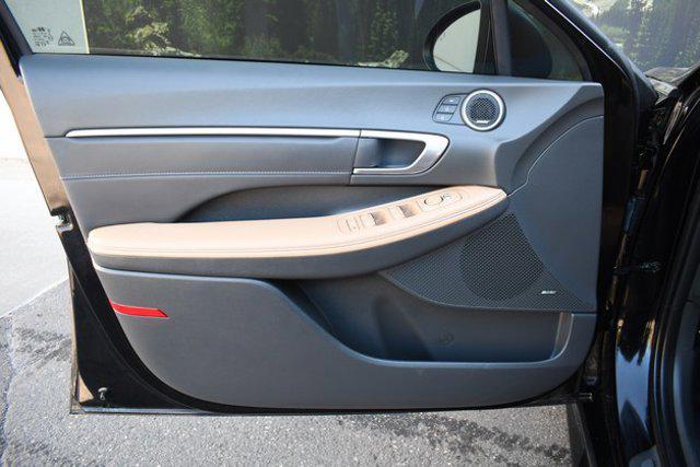 used 2023 Hyundai Sonata Hybrid car, priced at $22,298
