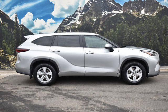 used 2024 Toyota Highlander car, priced at $37,496