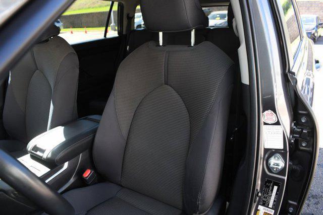 used 2024 Toyota Highlander car, priced at $33,796