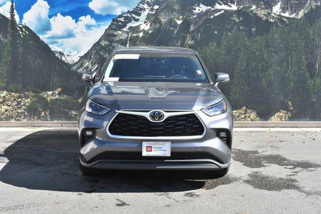 used 2024 Toyota Highlander car, priced at $33,796