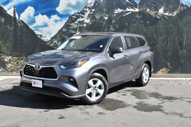 used 2024 Toyota Highlander car, priced at $33,796