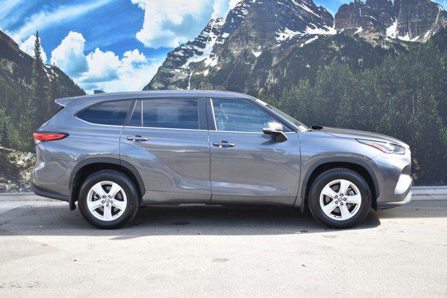 used 2023 Toyota Highlander car, priced at $35,498