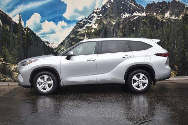 used 2024 Toyota Highlander car, priced at $32,296